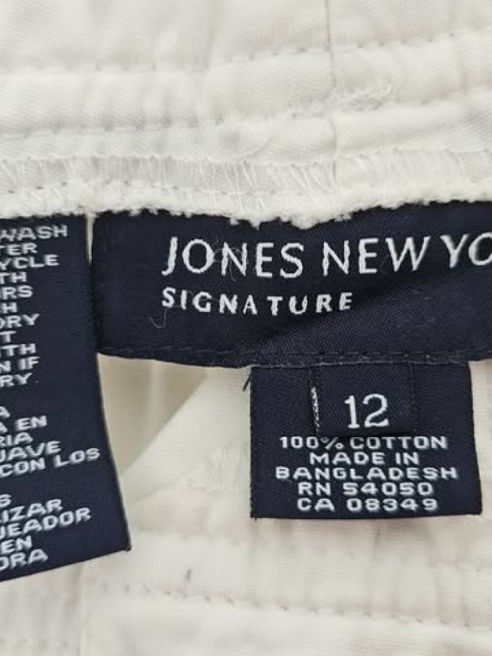 Jones New York Signature White Cargo Capris Size 12 Drawstring Waist Cuffed Hem - Picture 6 of 6